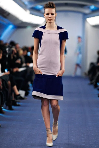 Look 4